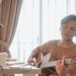 Artis Penyanyi, Asal Tarakan Khifnu Namanya Mulai Dikenal Karena Sering Mengcover - Cover Lagu